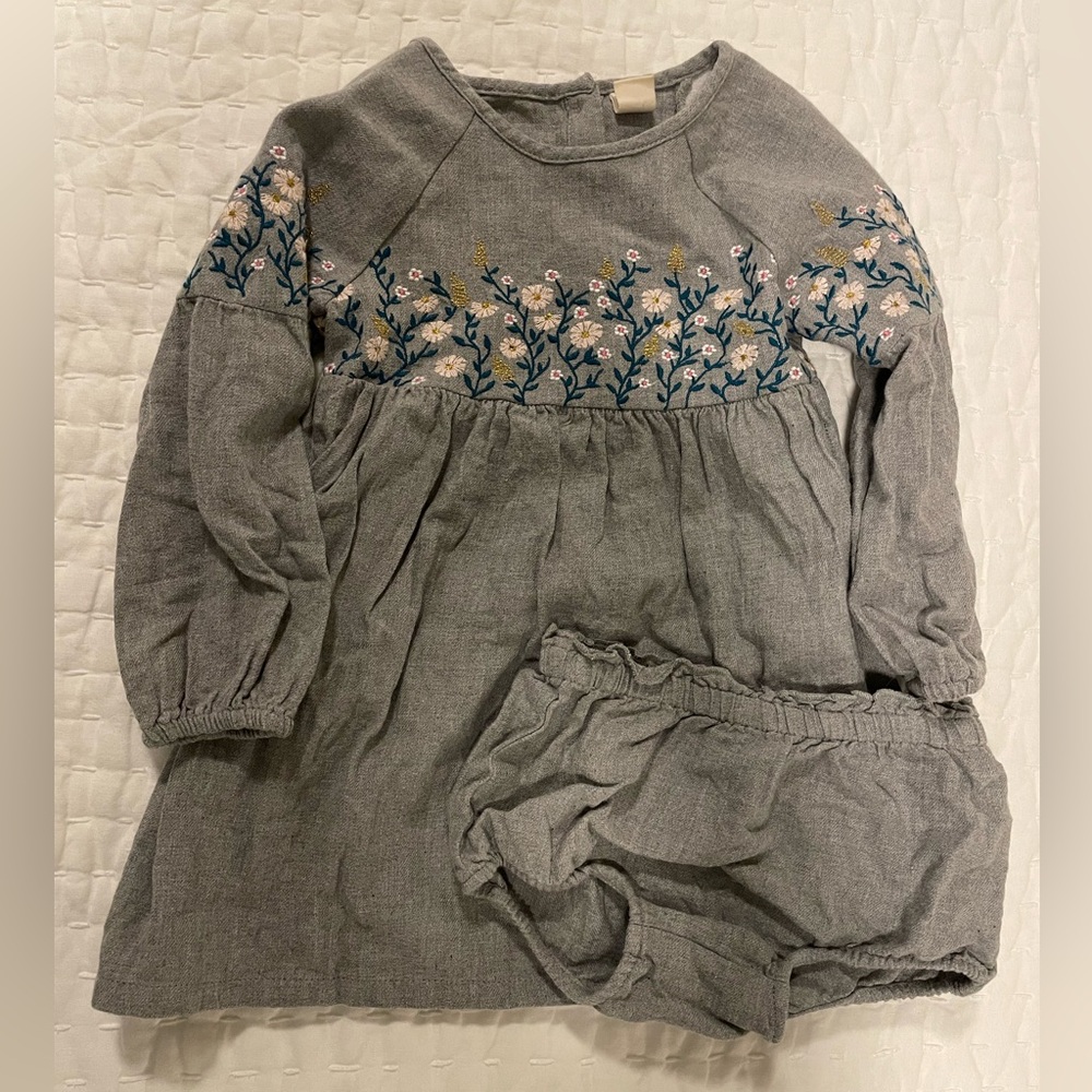 Tucker + Tate Embroidered Baby Girl Dress and Bloomers Size 24 Months